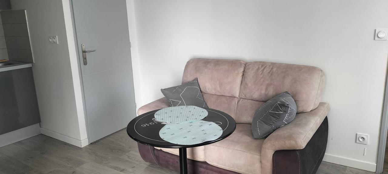 Appartement 2 Pieces Rive-de-Gier المظهر الخارجي الصورة